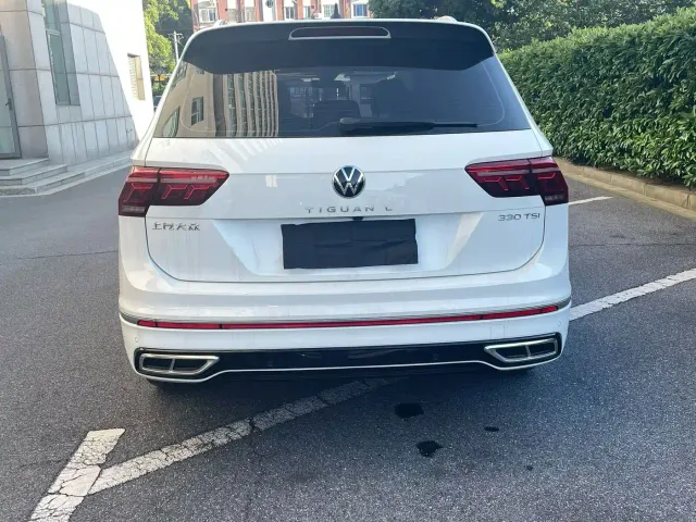 Volkswagen Tiguan L — Фото автомобиля 8