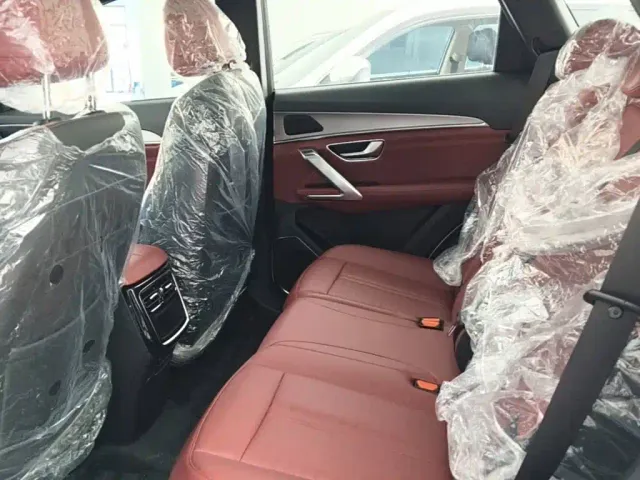 Jetour X70 Plus — Фото автомобиля 16