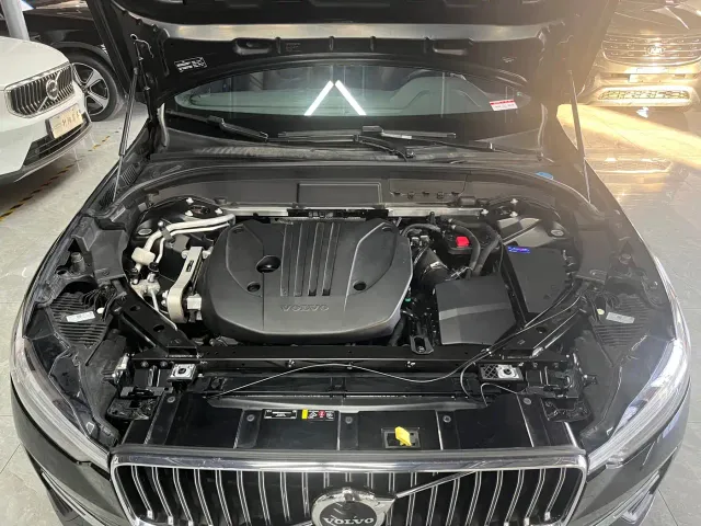 Volvo XC60 — Фото автомобиля 11