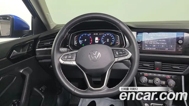 Volkswagen Jetta — Фото автомобиля 13