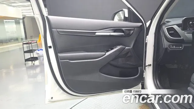 Kia Seltos — Фото автомобиля 13