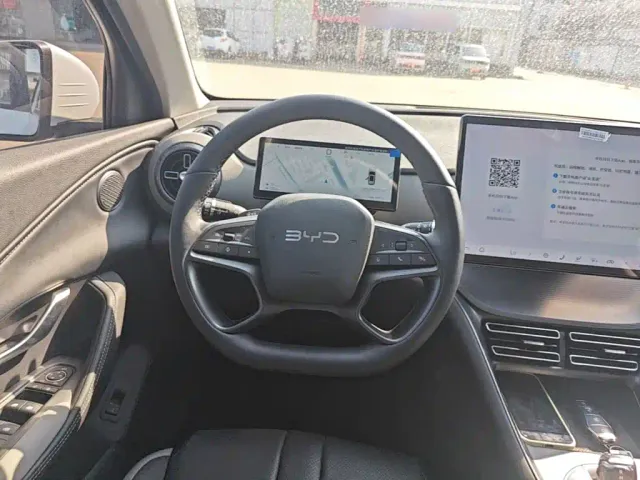 BYD Seal 05 DM-i — Фото автомобиля 10