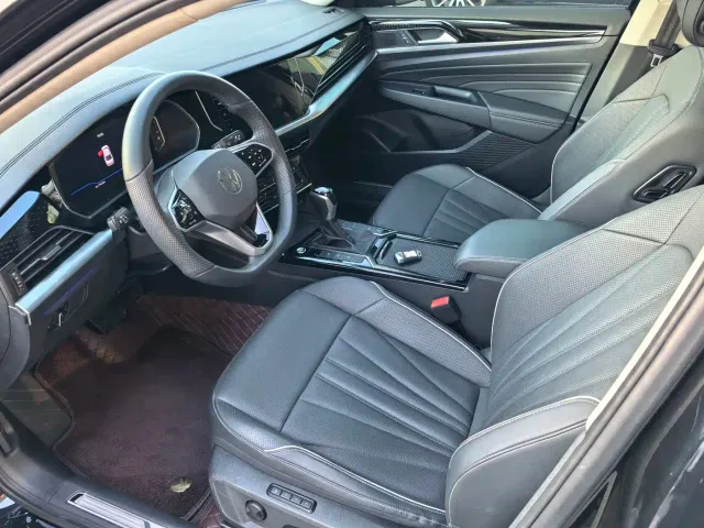 Volkswagen Passat — Фото автомобиля 8