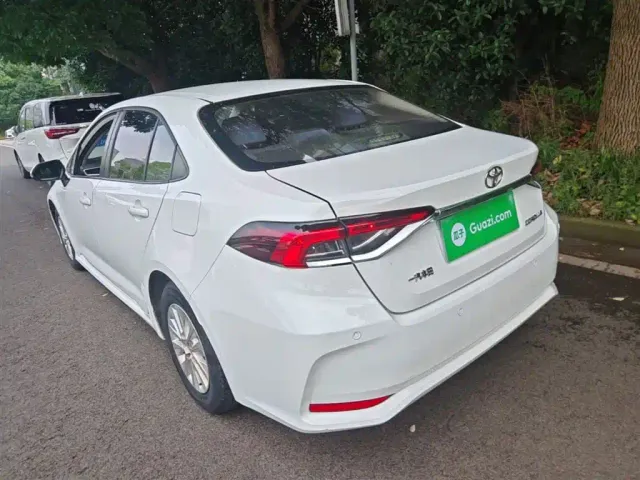 Toyota Corolla — Фото автомобиля 22