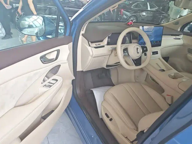 Shangjie SUV — Фото автомобиля 15