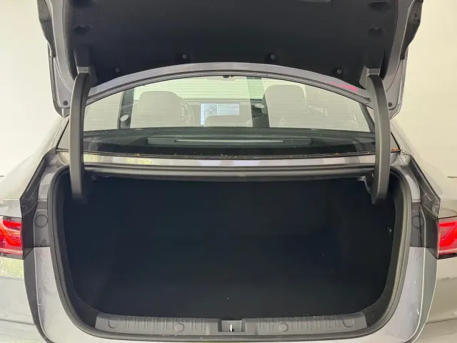 BYD Qin L — Фото автомобиля 7