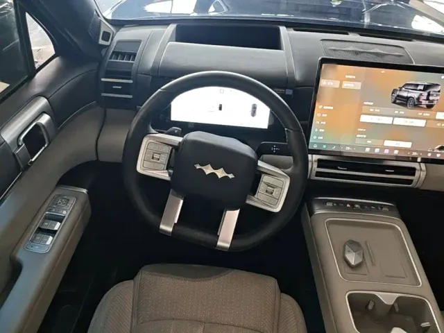 BYD FangChengBao Titanium 7 — Фото автомобиля 10