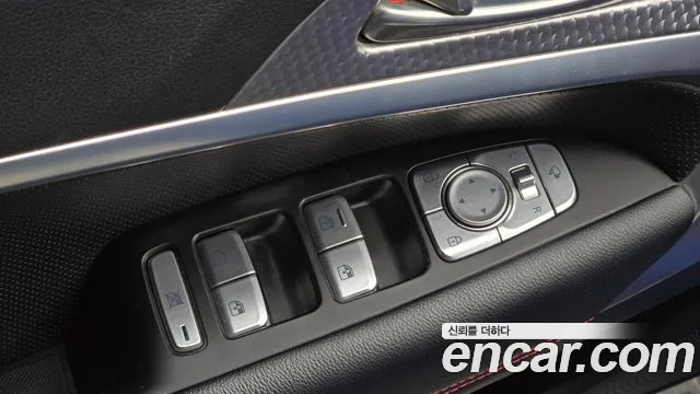 Genesis G70 — Фото автомобиля 27