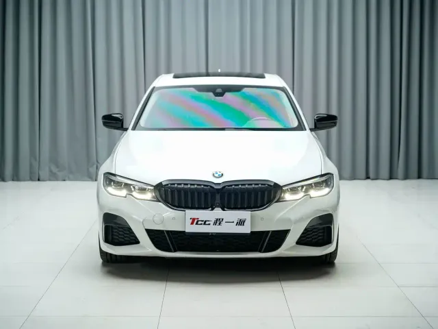 BMW 3 Series — Фото автомобиля 2