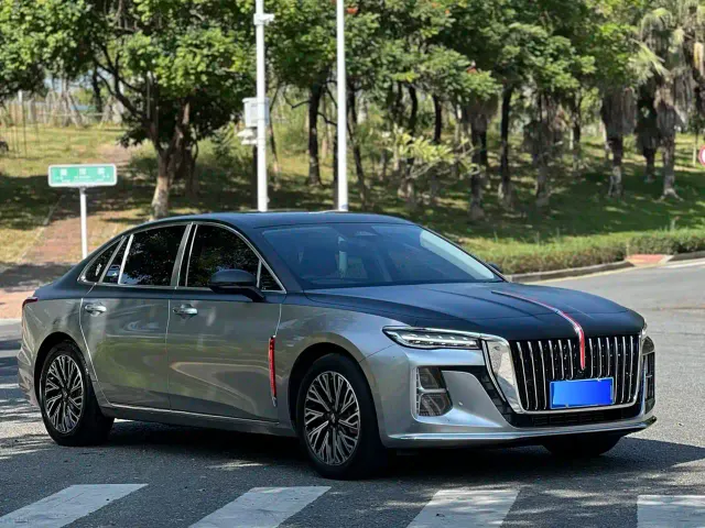 Hongqi H5 — Фото автомобиля 3