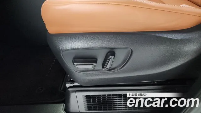 Toyota Alphard — Фото автомобиля 23