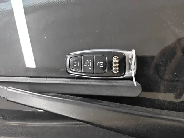 Audi Q7 — Фото автомобиля 16