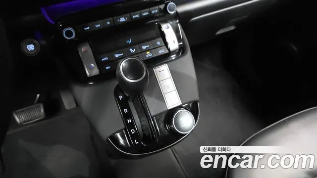 Hyundai Casper Casper Inspiration — Фото автомобиля 9