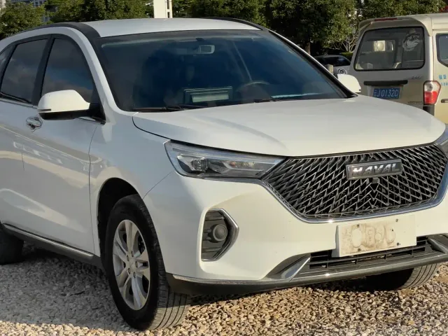 Haval M6 — Фото автомобиля 3