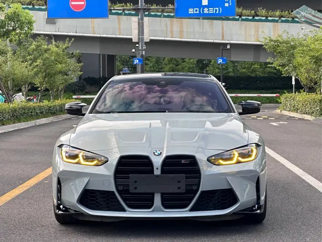 BMW M4 — Фото автомобиля 2