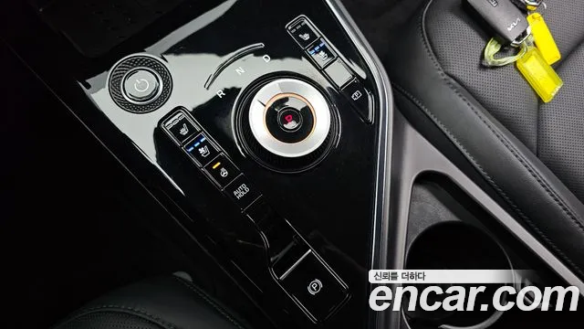 Kia Niro Niro (New) — Фото автомобиля 12
