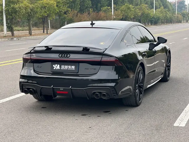 Audi A7 — Фото автомобиля 9