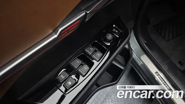 KG_Mobility_Ssangyong Torres Torres Бензин 1.5 2WD — Фото автомобиля 16