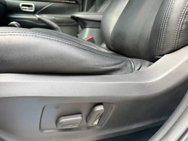 Mitsubishi Outlander — Фото автомобиля 10