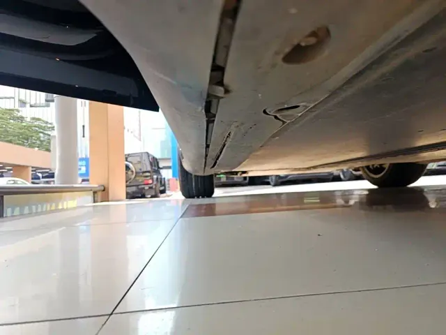 Tesla Model Y — Фото автомобиля 21