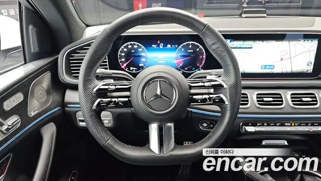 Mercedes-Benz GLE-Class — Фото автомобиля 12
