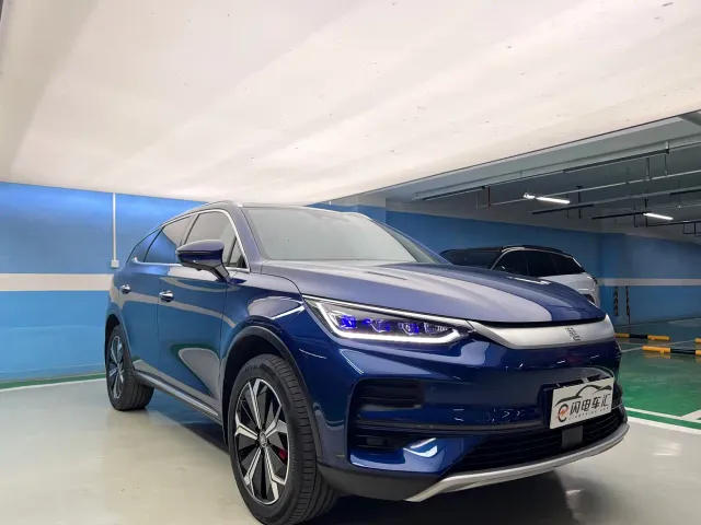 BYD Tang — Фото автомобиля 3