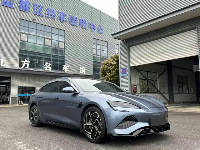 BYD Seal — Фото автомобиля 2