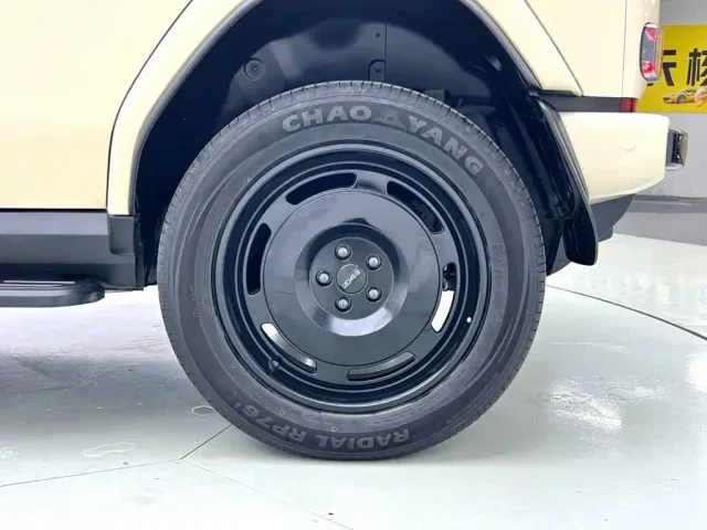 iCAR V23 — Фото автомобиля 6