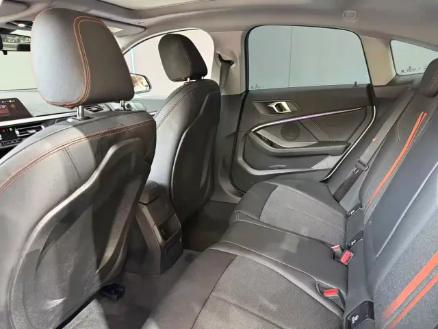 BMW 2 Series — Фото автомобиля 10