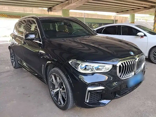 BMW X5 — Фото автомобиля 3