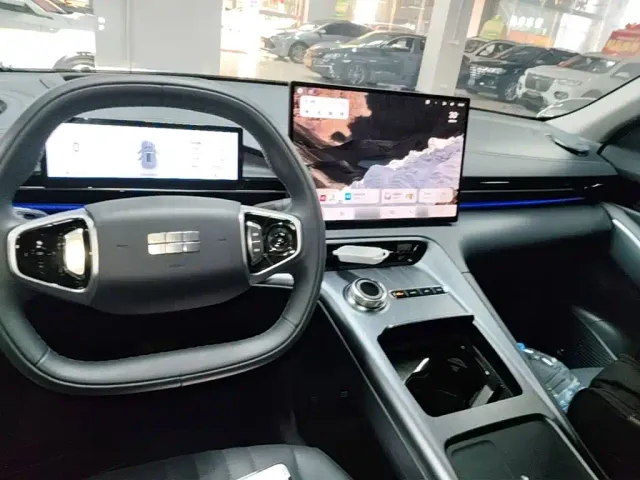 Geely Galaxy E5 — Фото автомобиля 9