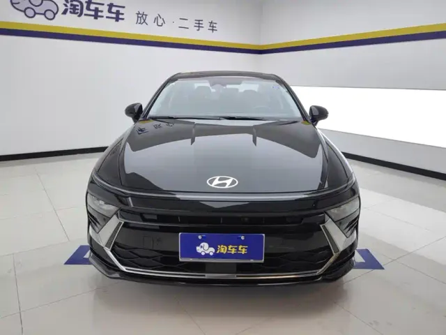 Hyundai Sonata — Фото автомобиля 2