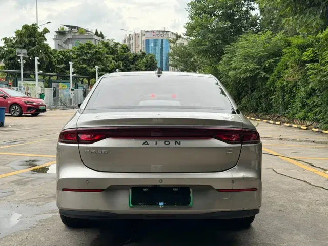 GAC Aion S — Фото автомобиля 17