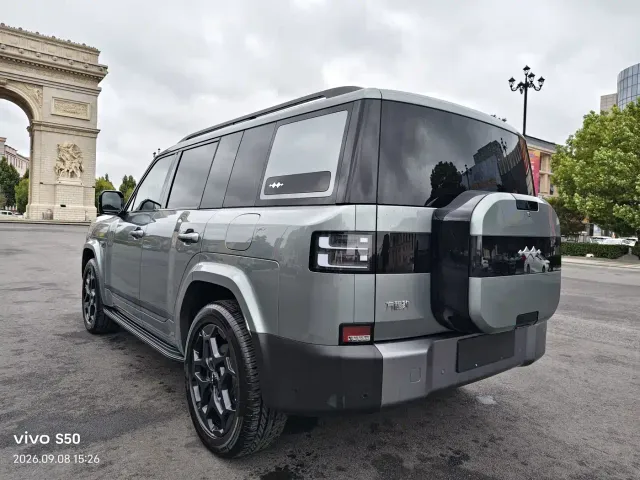 BYD FangChengBao Titanium 7 — Фото автомобиля 7