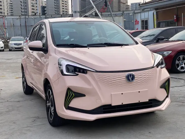 Changan Benben E-Star — Фото автомобиля 3