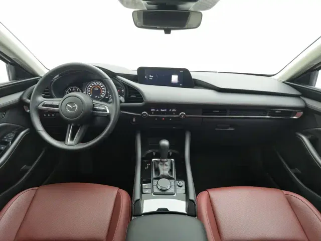 Mazda Axela — Фото автомобиля 5