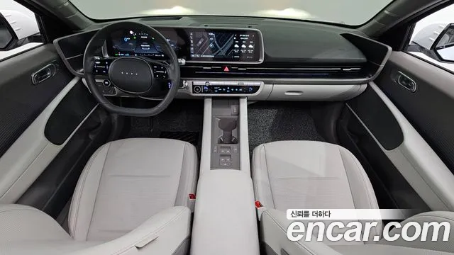 Hyundai Ioniq 6 — Фото автомобиля 10
