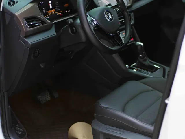 Volkswagen Tharu — Фото автомобиля 19