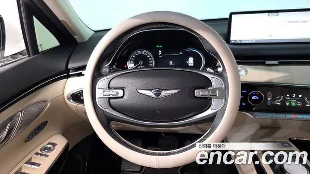 Genesis GV70 — Фото автомобиля 19