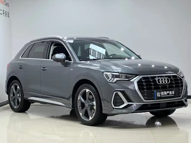 Audi Q3 — Фото автомобиля 3