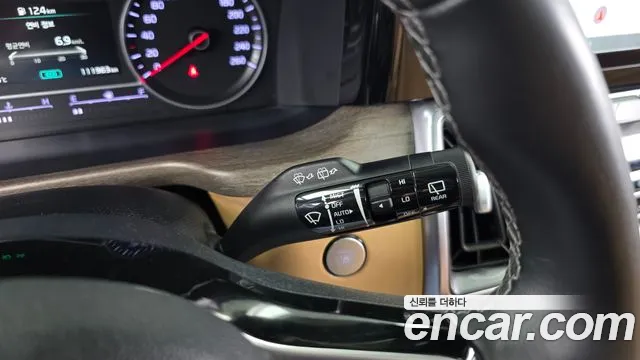 Kia Sorento Sorento 4-е поколение Дизель 2.2 2WD — Фото автомобиля 24