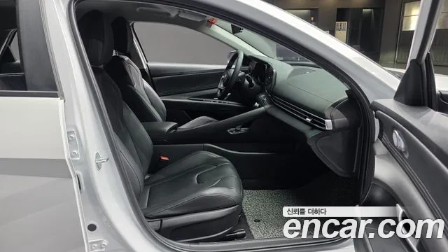Hyundai AVANTE Avante (CN7) — Фото автомобиля 26