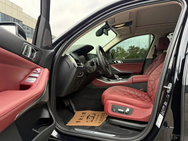 BMW X5 — Фото автомобиля 4