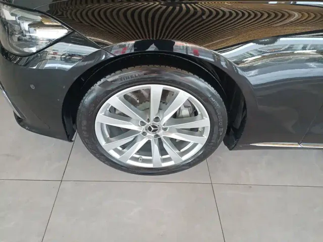 Mercedes-Benz S-Class — Фото автомобиля 22