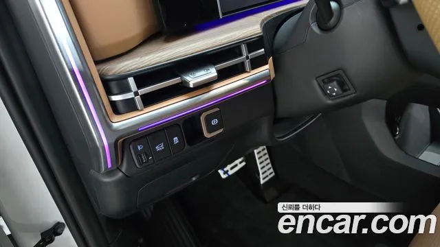 Hyundai Santa Fe MX5 — Фото автомобиля 18