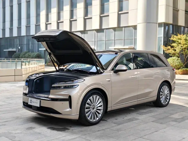 Onvo L90 — Фото автомобиля 7