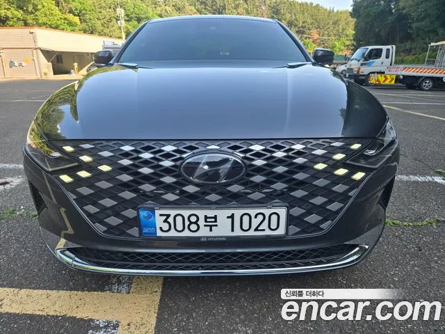 Фотография автомобиля — Hyundai Grandeur
