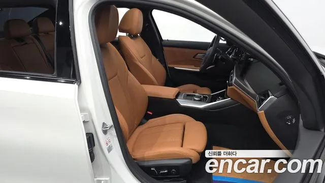 BMW 3-Series 3 серия (G20) 320i M Sport — Фото автомобиля 24