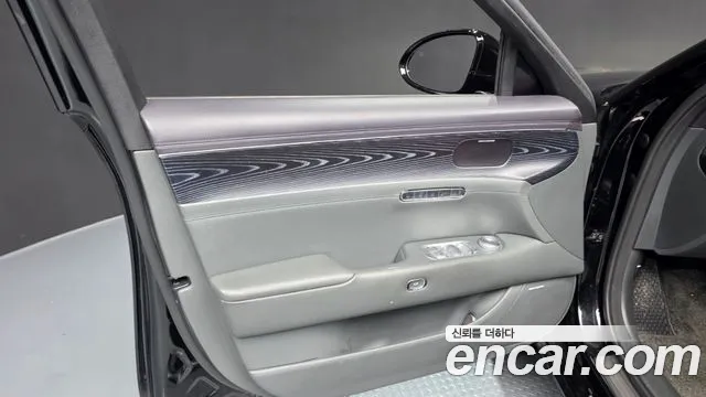 Genesis G90 Бензин 3.5 турбо AWD — Фото автомобиля 21