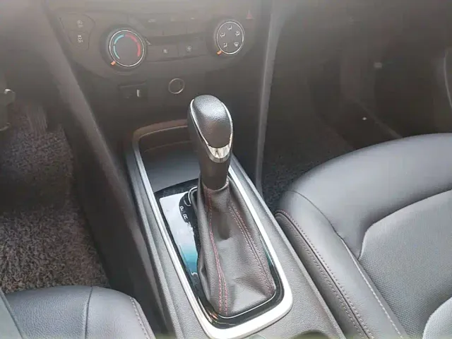 Chevrolet Monza — Фото автомобиля 13